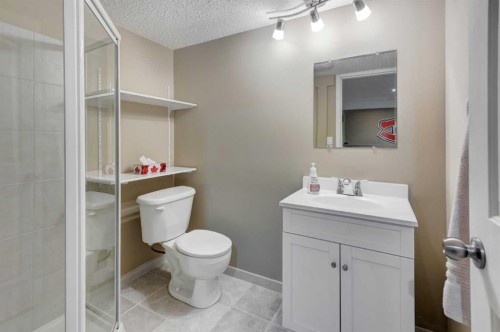 10 Cranfield Park Se, Calgary, AB 