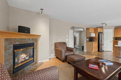 10 Cranfield Park Se, Calgary, AB 