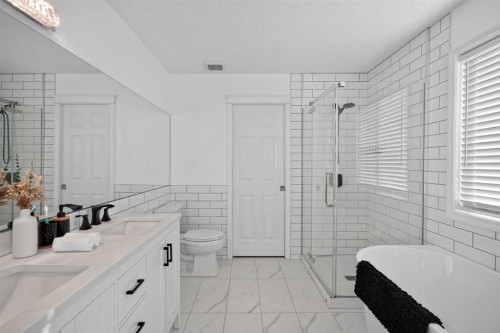 614 Kincora Bay Nw, Calgary, AB 