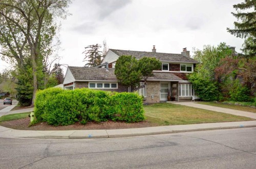 4615 14A Street Sw, Calgary, AB 