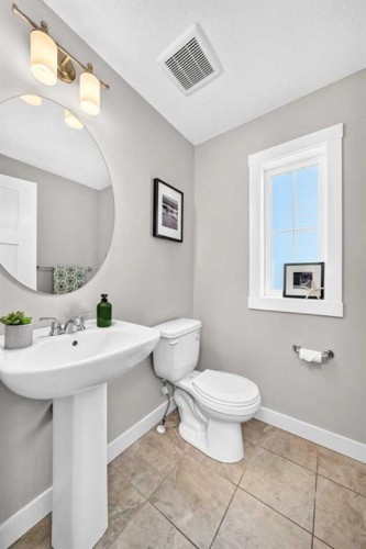 84 Seton Terrace Se, Calgary, AB 