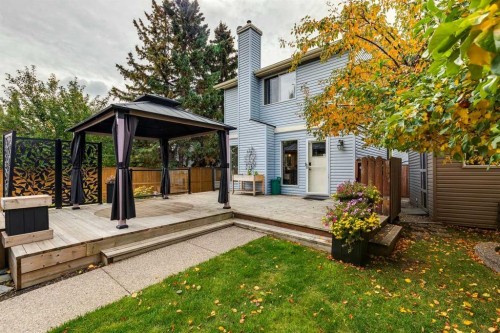 48 Woodglen Court Sw, Calgary, AB 