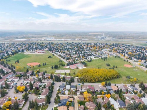 48 Woodglen Court Sw, Calgary, AB 