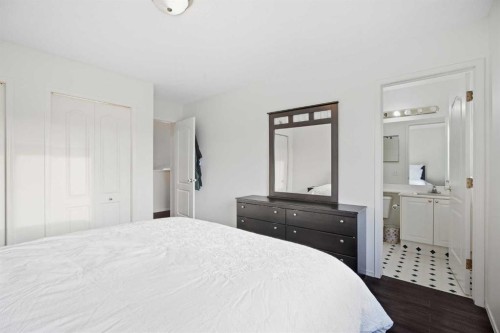 132 San Diego Green Ne, Calgary, AB 