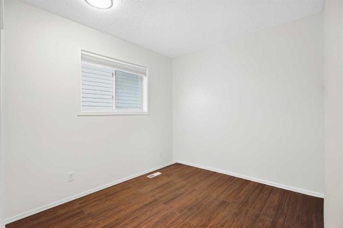 132 San Diego Green Ne, Calgary, AB 