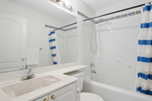 132 San Diego Green Ne, Calgary, AB 