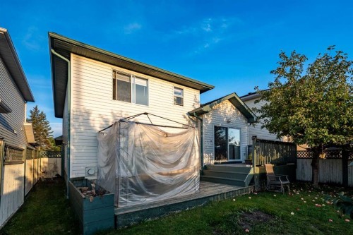 132 San Diego Green Ne, Calgary, AB 