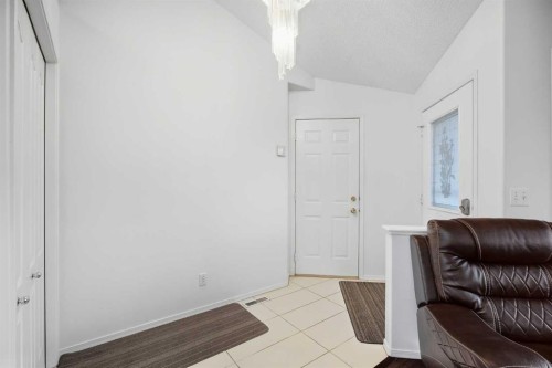 132 San Diego Green Ne, Calgary, AB 