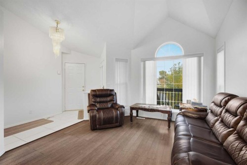 132 San Diego Green Ne, Calgary, AB 