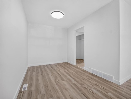 614 Marlborough Way Ne, Calgary, AB 