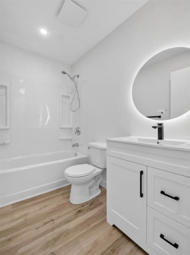 614 Marlborough Way Ne, Calgary, AB 