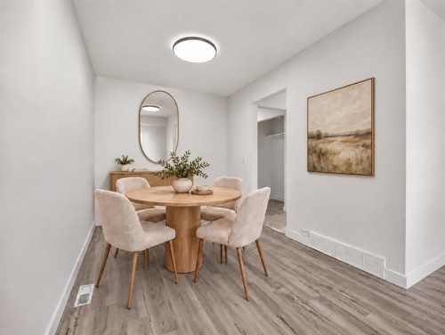 614 Marlborough Way Ne, Calgary, AB 