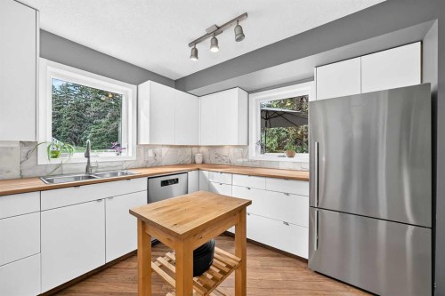 555 Killarney Glen Court Sw, Calgary, AB 
