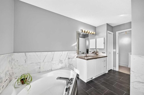 555 Killarney Glen Court Sw, Calgary, AB 