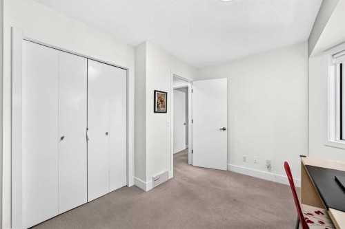555 Killarney Glen Court Sw, Calgary, AB 