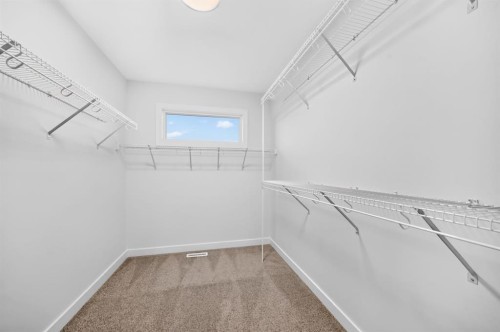 427 Bridgeport Glen, Chestermere, AB 