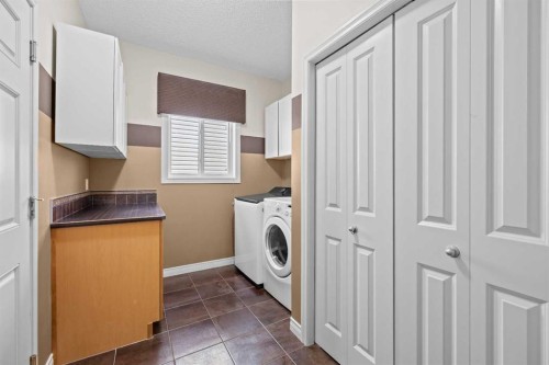 28 Evanspark Circle Nw, Calgary, AB 