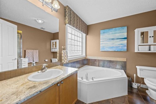 28 Evanspark Circle Nw, Calgary, AB 