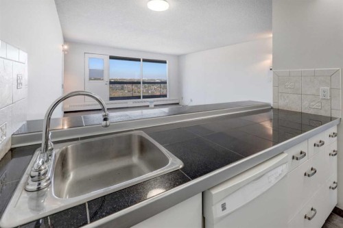 2802-221 6 Avenue Se, Calgary, AB 
