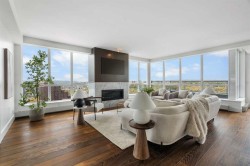 2421-222 Riverfront Avenue SW Calgary, AB T2P 0X2