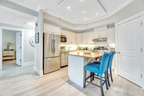 210-4 14 Street Nw, Calgary, AB 