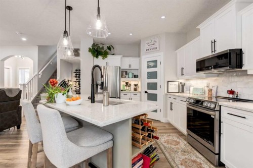 172 Oakmere Way, Chestermere, AB 