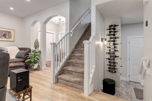 172 Oakmere Way, Chestermere, AB 