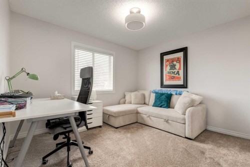 172 Oakmere Way, Chestermere, AB 