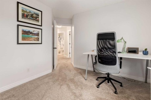 172 Oakmere Way, Chestermere, AB 