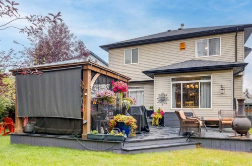172 Oakmere Way, Chestermere, AB 