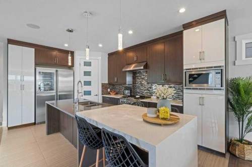 3519 3 Avenue Sw, Calgary, AB 