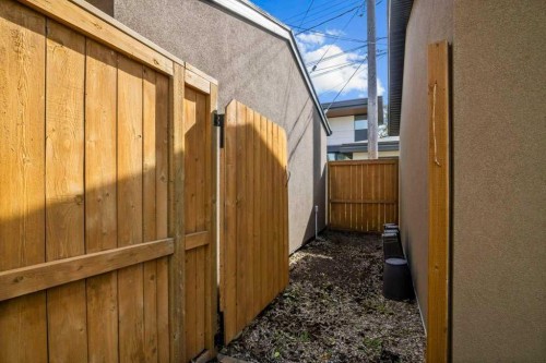 3519 3 Avenue Sw, Calgary, AB 