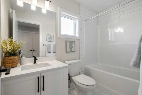 37 Homestead Way Ne, Calgary, AB 