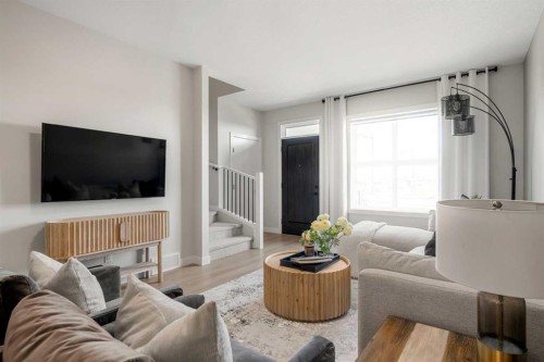 37 Homestead Way Ne, Calgary, AB 