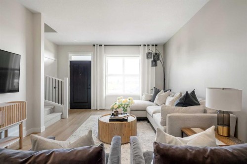 37 Homestead Way Ne, Calgary, AB 