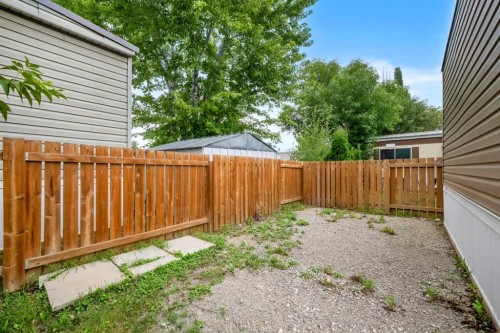 40-6220 17 Avenue Se, Calgary, AB 