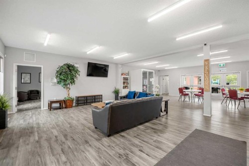 40-6220 17 Avenue Se, Calgary, AB 