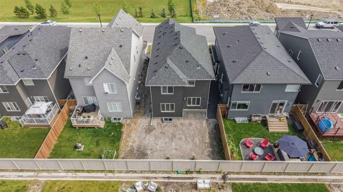 1321 Bayview Point Sw, Airdrie, AB 