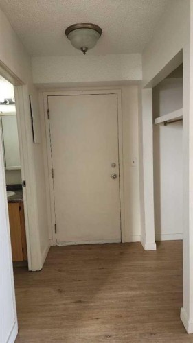 423 3 Avenue Ne, Calgary, AB 