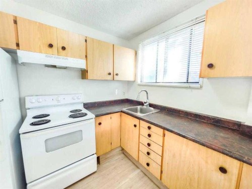 423 3 Avenue Ne, Calgary, AB 