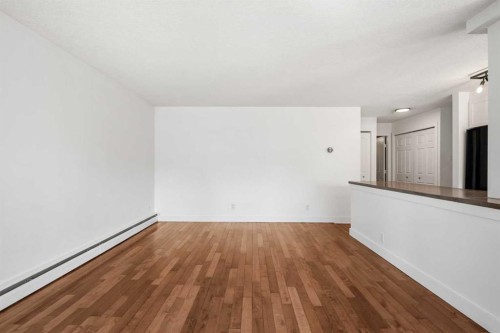 7-2110 15 Street Sw, Calgary, AB 