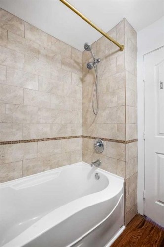 7-2110 15 Street Sw, Calgary, AB 