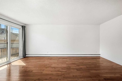 7-2110 15 Street Sw, Calgary, AB 
