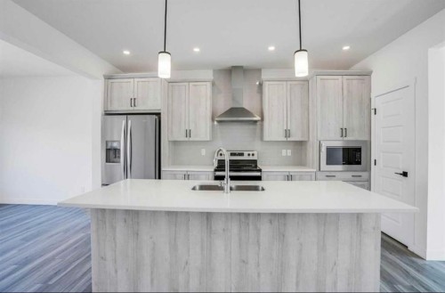 747 BAYVIEW Hill SW, Airdrie, AB T4B 5M5 4