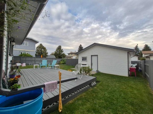 5715 58 Avenue, Olds, AB 