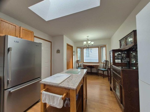 5715 58 Avenue, Olds, AB 