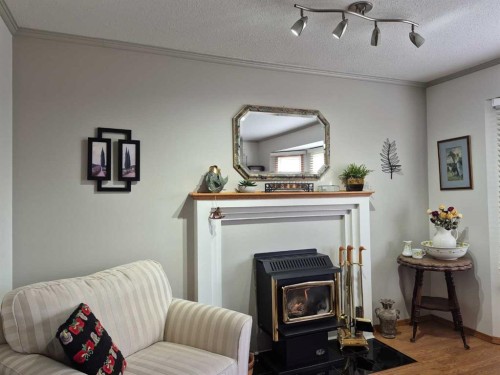 5715 58 Avenue, Olds, AB 