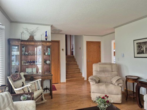 5715 58 Avenue, Olds, AB 