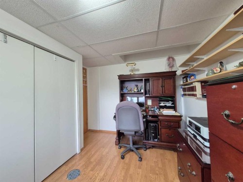 5715 58 Avenue, Olds, AB 