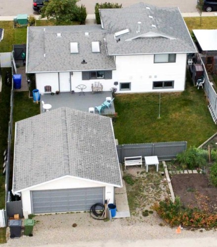5715 58 Avenue, Olds, AB 